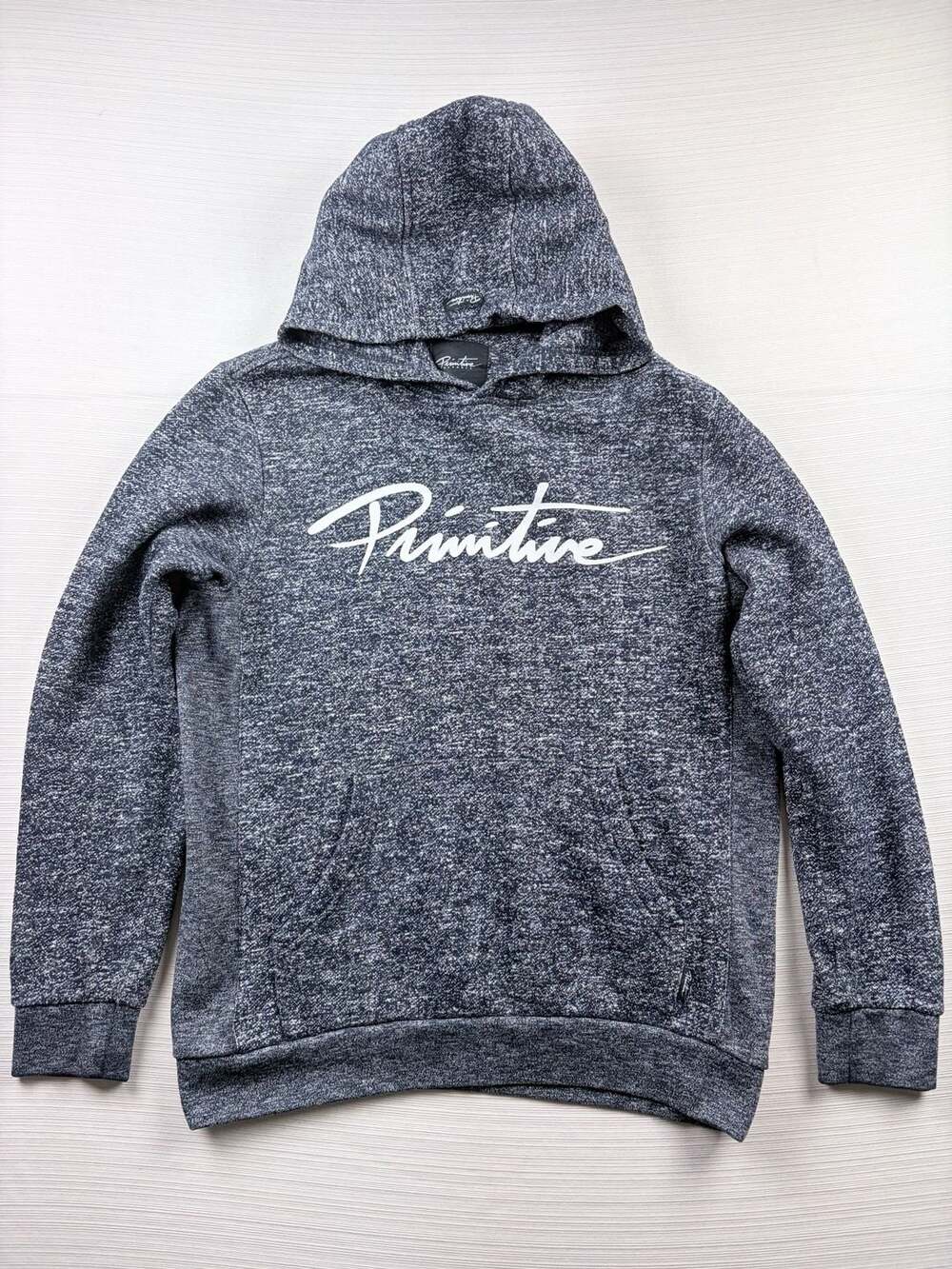 Primitive Nuevo Script Pullover Hoodie Size Small Navy Heather Blue White